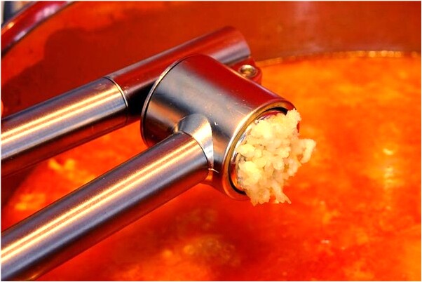 夢到了養了一隻小黑狗是好的徵兆嗎_周公解夢官網