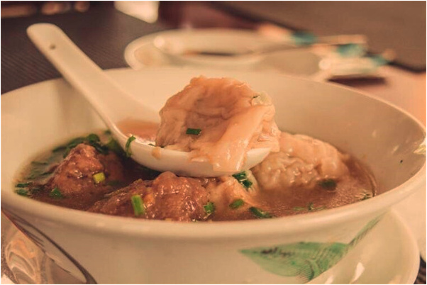 夢到了朋友喜歡我暗戀的男生有何寓意_周公解夢官網