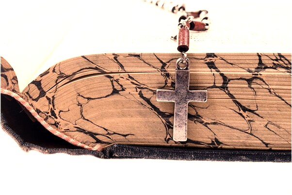 夢到了給小女孩買衣服預示了什麼_周公解夢官網