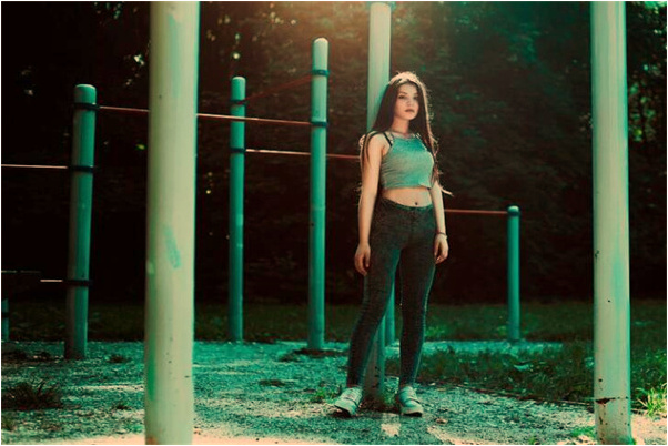 夢到了兩隊都穿紅色衣服的女人有什麼預示嗎_周公解夢官網