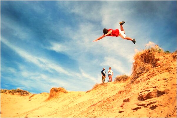 夢到老是穿紅衣服的人代表著什麼？_周公解夢官網
