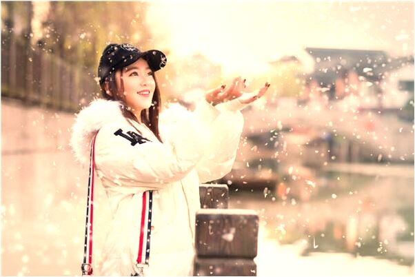 夢到了別人往我臉上潑熱水什麼預兆_周公解夢官網