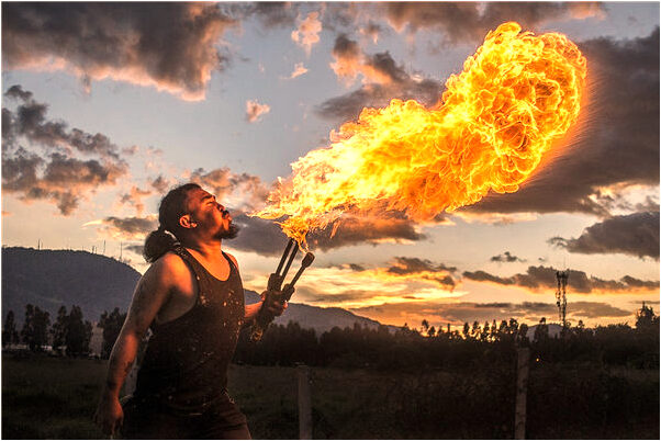 夢見前男友送我的鑽石斷了是好是壞_周公解夢官網