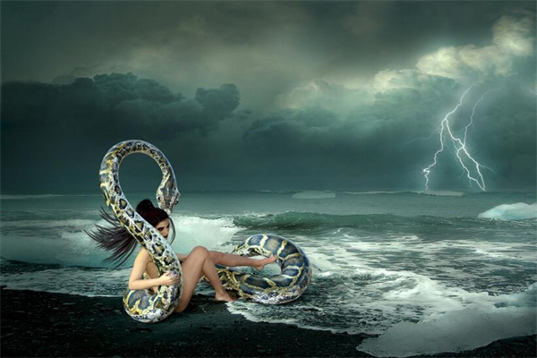 夢到黑蛇纏身代表著什麼_周公解夢