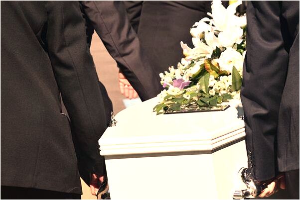 夢見差點被人非禮有什麼意思_周公解夢官網