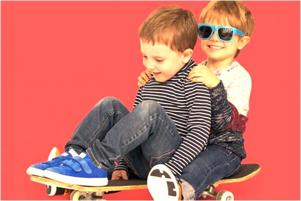 夢到自己騎車遇到池塘是咋回事_周公解夢官網