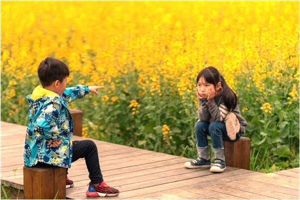 夢到爸爸媽媽被大水沖走有什麼意思嗎_周公解夢官網