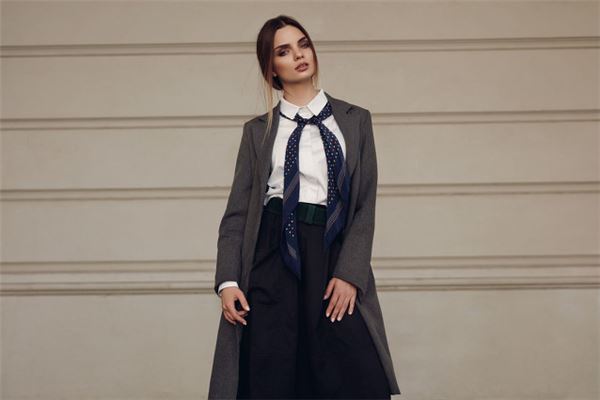 2013年屬蛇的運程2021年_十二生肖