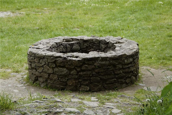 夢見深井是什麼意思_周公解夢