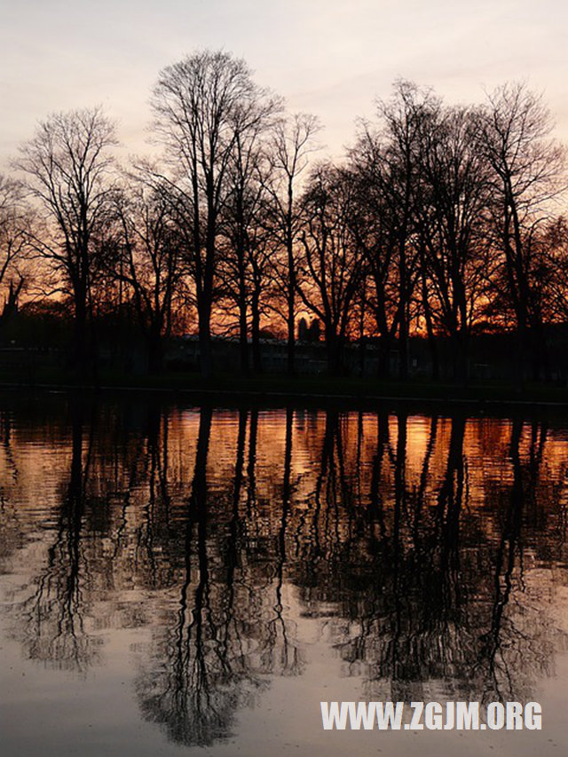 夢見喜歡的人_周公解夢夢到喜歡的人是什麼意思_做夢夢見喜歡的人好不好_周公解夢官網