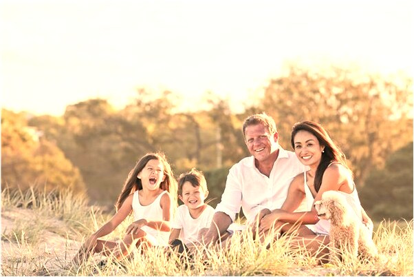 夢見跟家人吃飯是啥預兆_周公解夢官網