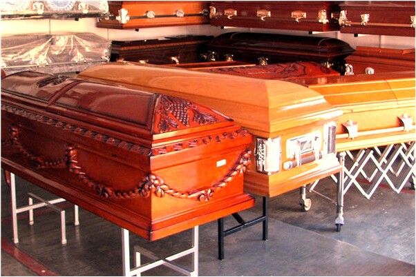 夢到了死人蓋紅布紫黑的臉會是什麼預兆_周公解夢官網