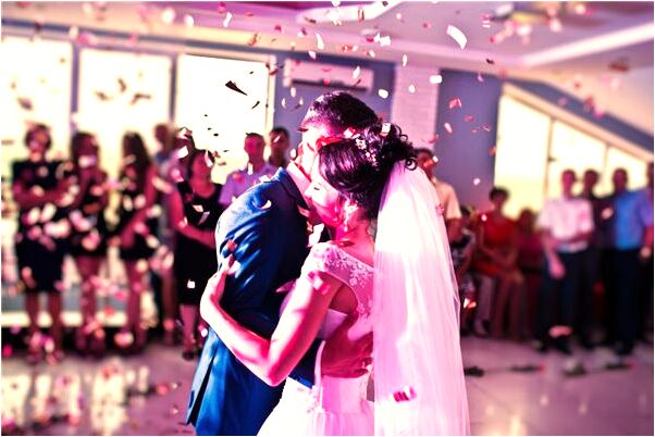 夢到夢自己洗衣服有什麼徵兆_周公解夢官網