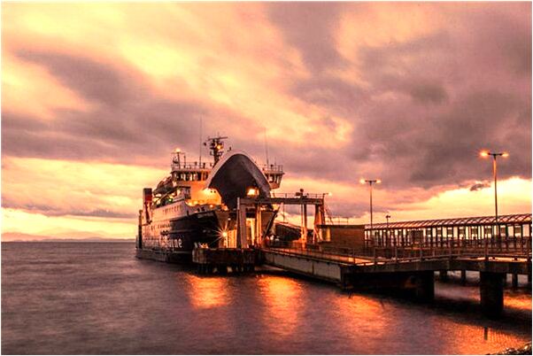 夢到跟妹妹一起掉進河裡是不是好的徵兆呢_周公解夢官網