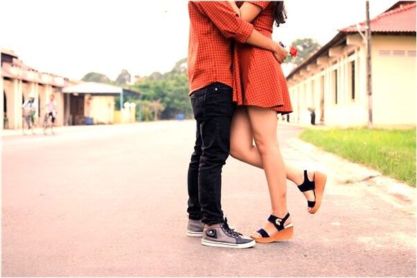 夢到一個房間有幾個爐灶什麼寓意_周公解夢官網