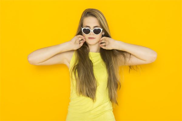 屬雞幾月出生好_十二生肖