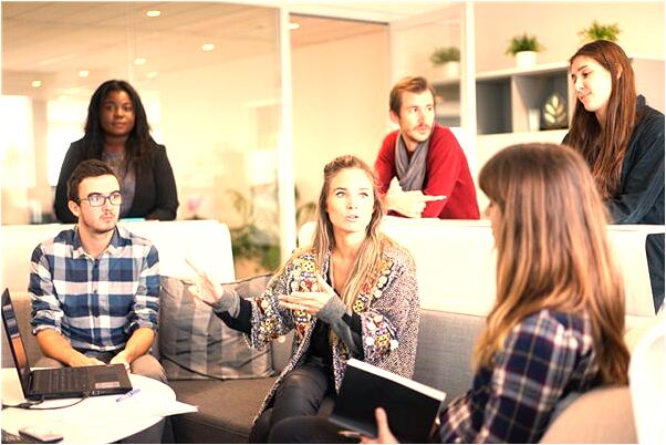 夢見掉進井裡又被人救上來意味什麼_周公解夢官網