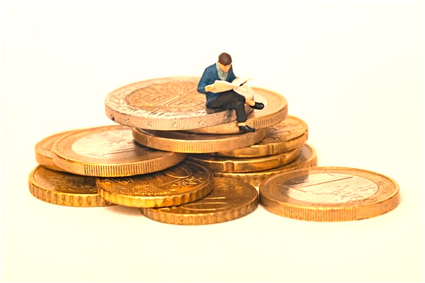 夢到了活人帶著死人去買房子是不是好的徵兆呢_周公解夢官網