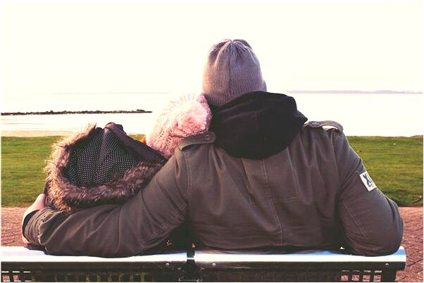 夢到了前面女友老爸接電話怎么樣_周公解夢官網