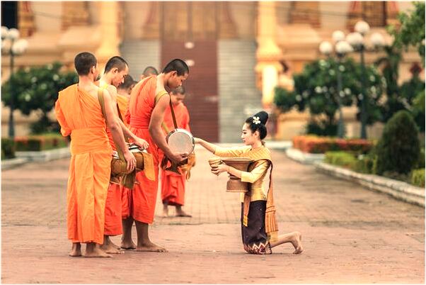 夢見工作非常多做不完是吉兆嗎?_周公解夢官網