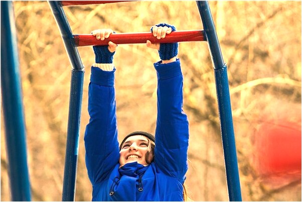 夢見一棟倒下死了好多人預示著什麼_周公解夢官網