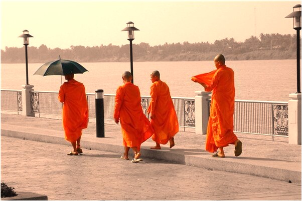 夢到了汽車追尾有什麼意思_周公解夢官網