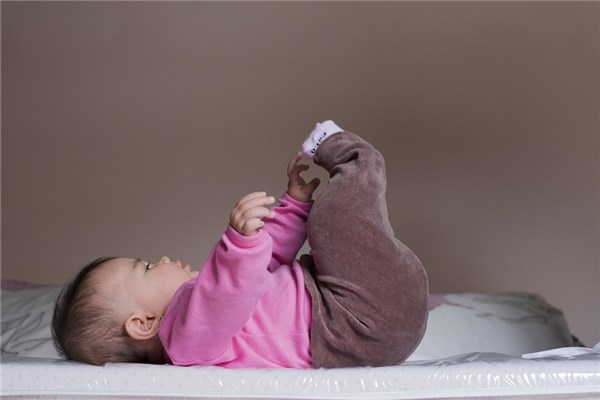 夢到了小孩子拉大便預示什麼_周公解夢