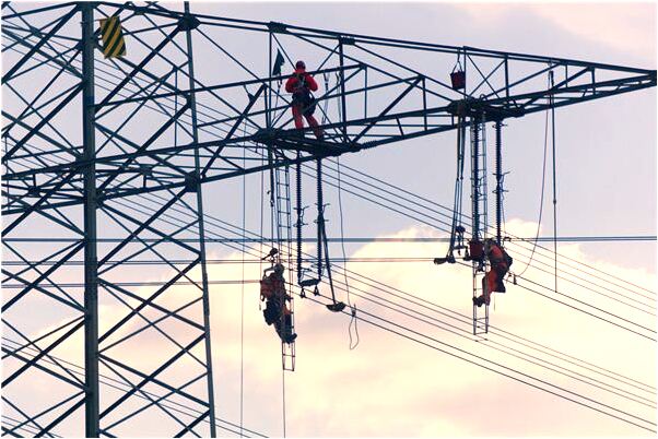 夢見抱自己的未婚妻啥意思_周公解夢官網