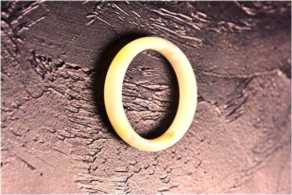 夢見魚缸破水外流是什麼啟示_周公解夢官網