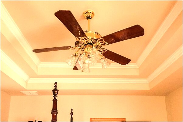 夢見有鬼住在家裡意味著什麼_周公解夢官網