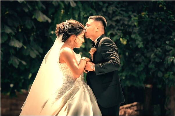 夢見自己和嫂子做愛有什麼意思_周公解夢官網